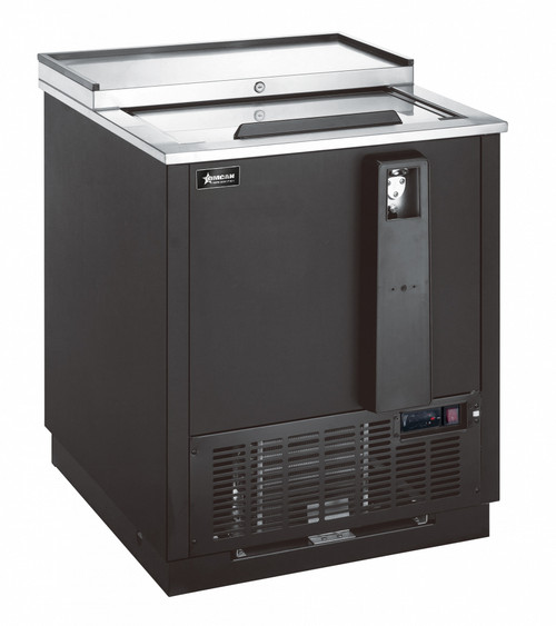 Omcan USA 50038 26.37" W Black Vinyl Horizontal Beer Bottle Cooler - 115 Volts