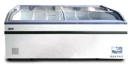Omcan USA 37815 24.72 Cu. Ft. White Ice Cream Freezer - 110 Volts 1-Ph