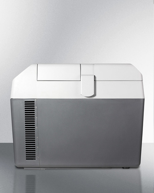Summit SPRF26 0.9 Cu. Ft. Portable Refrigerator Freezer Cooler