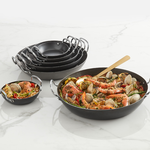 American Metalcraft BSPP6 7.75" Dia. Black Steel Round Paella Pan