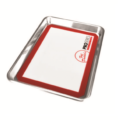 Fat Daddio's SP-QTR 61.2 Oz. Aluminum 18 Gauge Sheet Pans