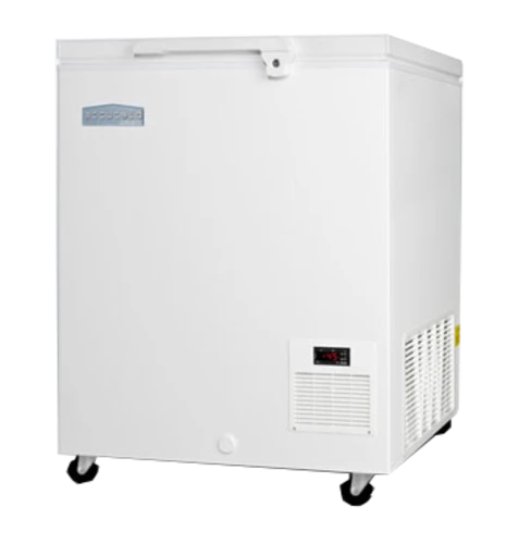 Summit EL11LT 4.5 Cu. Ft. Solid Chest Freezer - 115 Volts
