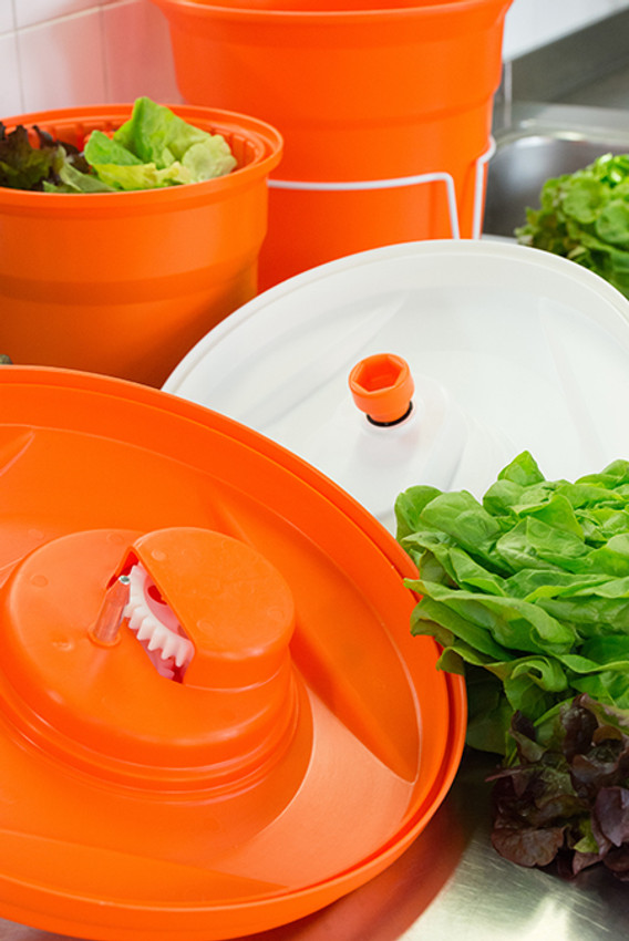 Dynamic USA E001 Plastic Manual Salad / Vegetable Spinner