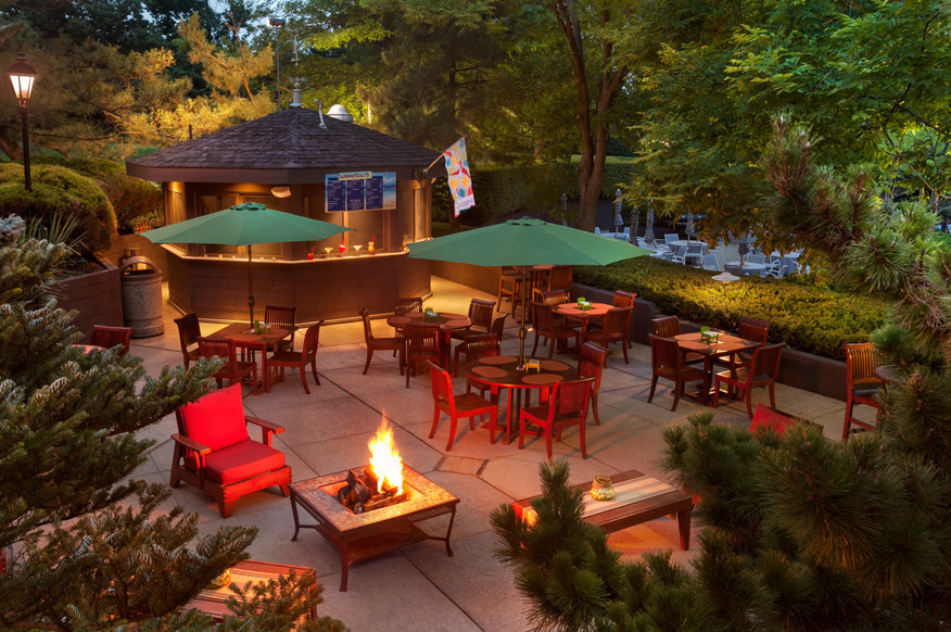 Outdoor Dining at Restaurants