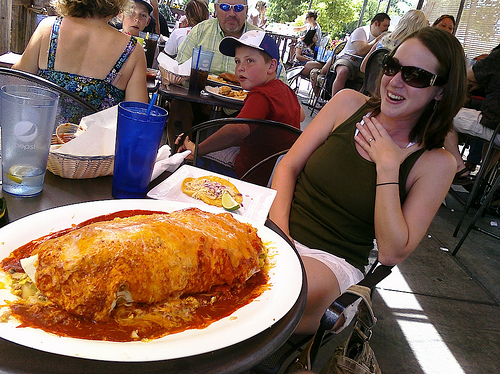 8 crazy food challenges - 7 pound burrito challenge