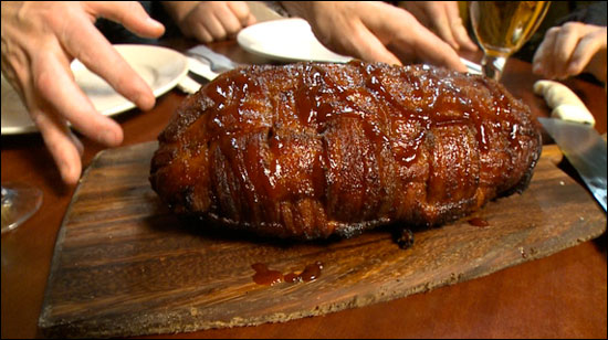 8 crazy food challengs - bacon bomb challenge