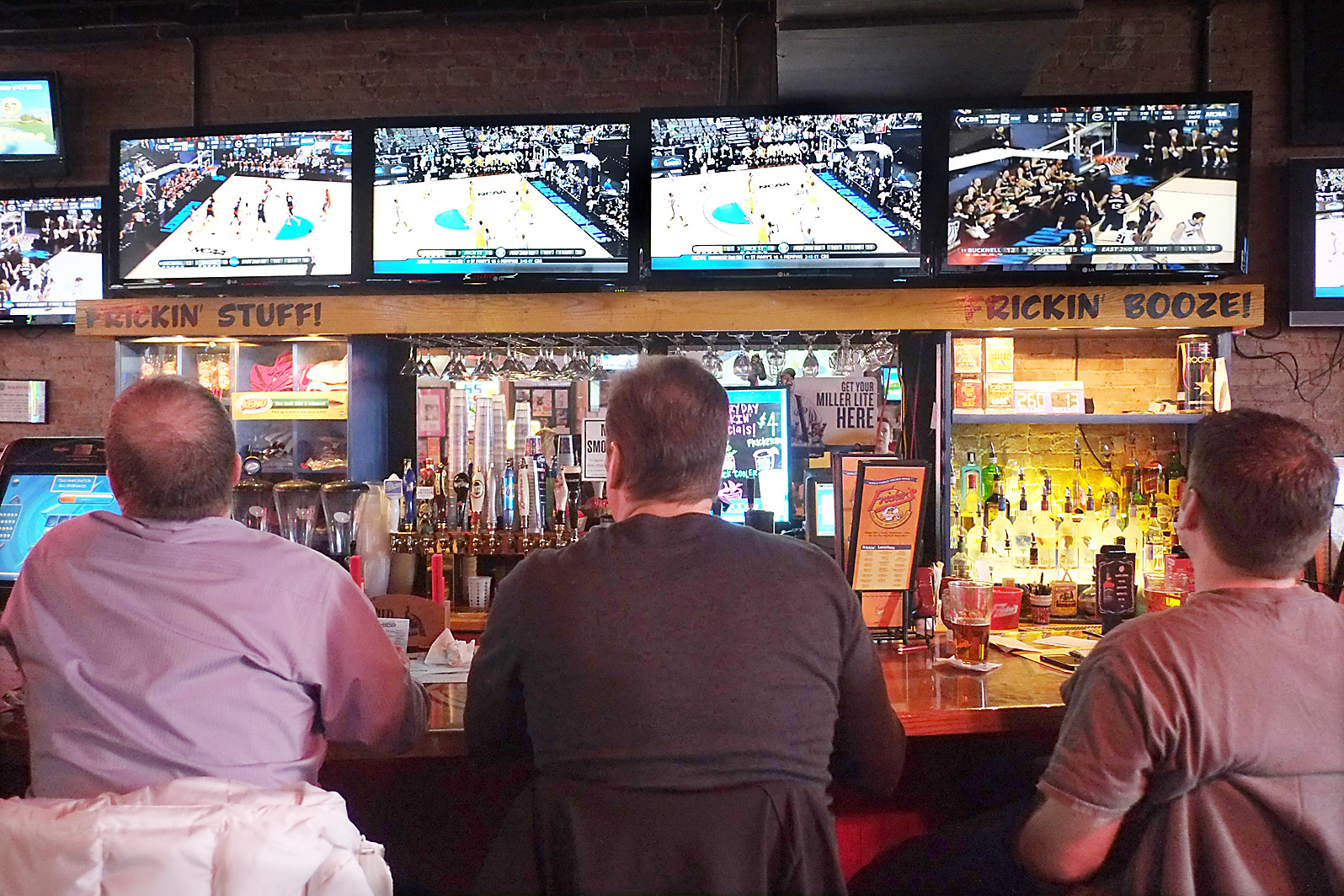 bar tvs