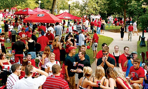 how to cater a football tailgate party - georgia tailgate 