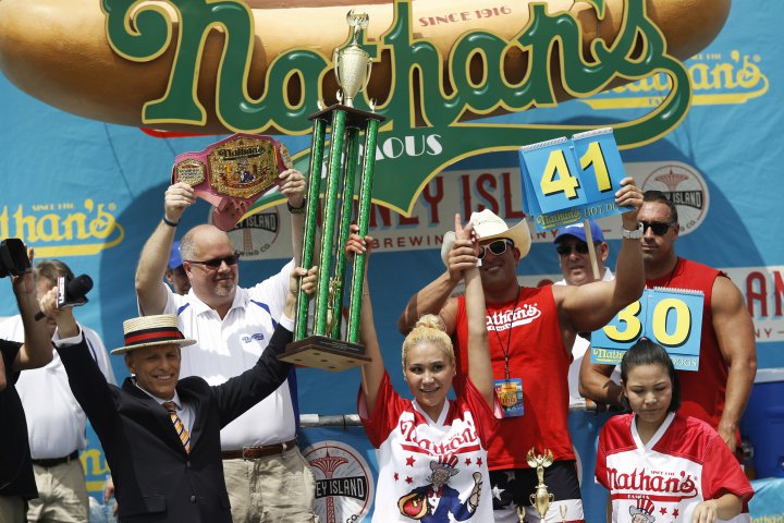 miki sudo 2017 nathan's hot dog eating contest chamion