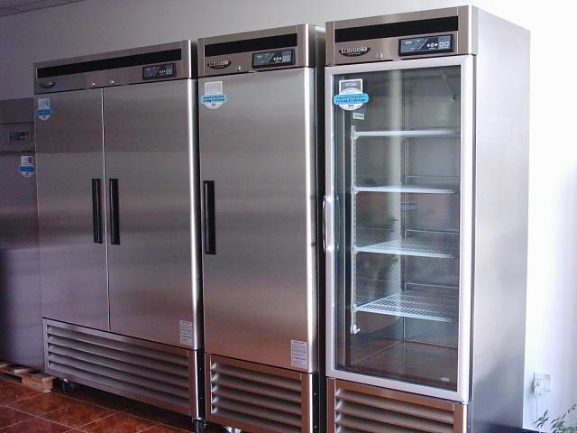 maintaining a commercial refrigeration unit during the summer - keeping the doors closed