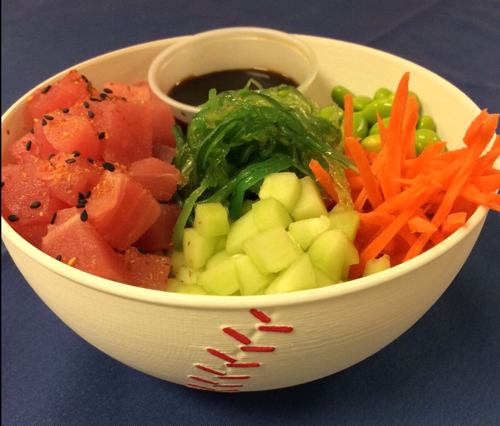 tuna poke bowl