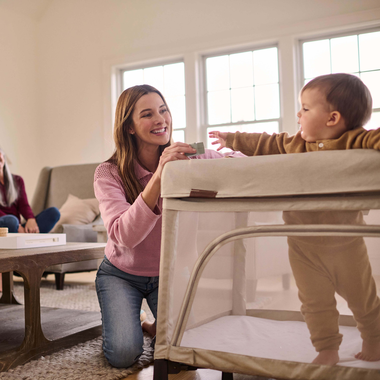 UPPAbaby REMI Playard + in CHARLIE Little Sprout