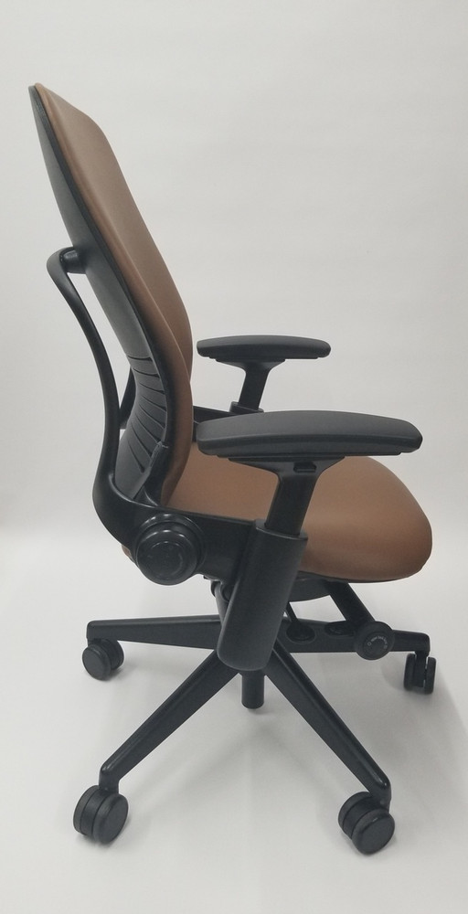 steelcase leap v2 chair