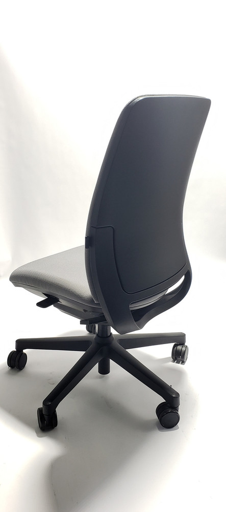 Steelcase Amia Chair Fully Adjustable Model