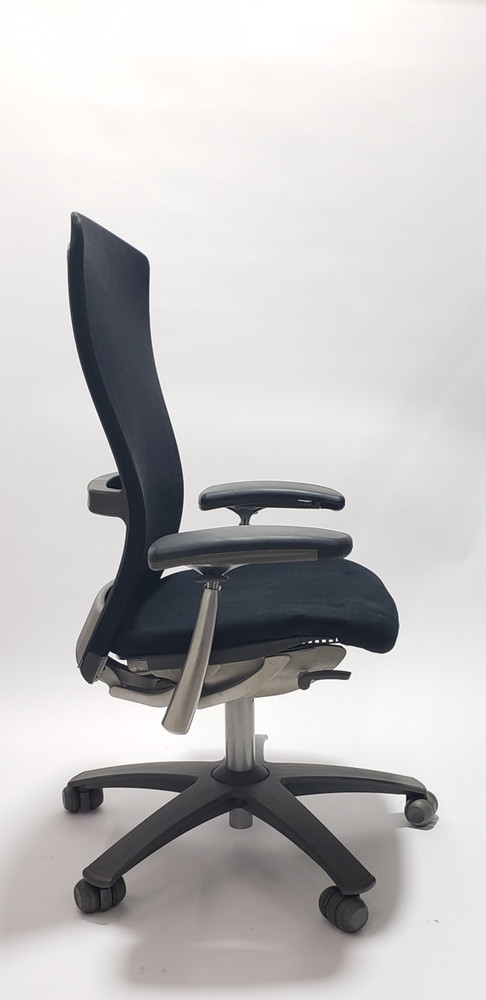 Knoll Life Chair Fully Adjustable Model Dark Brown Mesh Back