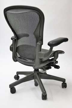 Herman Miller Aeron Chair Basic Size B Black