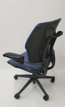 Humanscale Freedom Chair Fully Adjustable Model Navy Leather