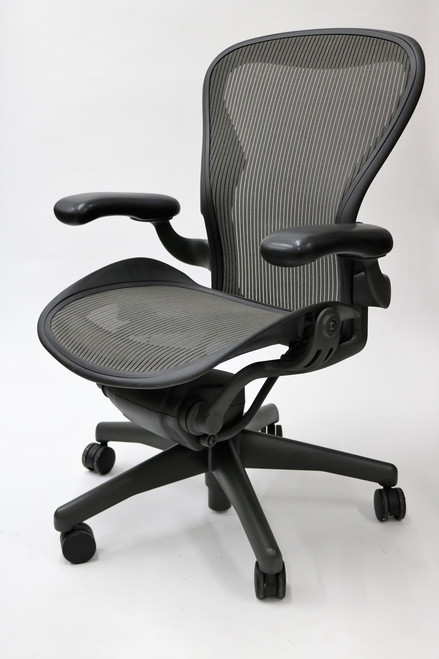 Herman Miller Aeron Chair Basic Size B Gray