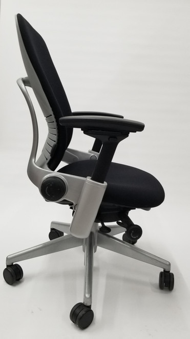 Steelcase Steelcase Leap Plus Office Chair Tomato with Platinum Base 