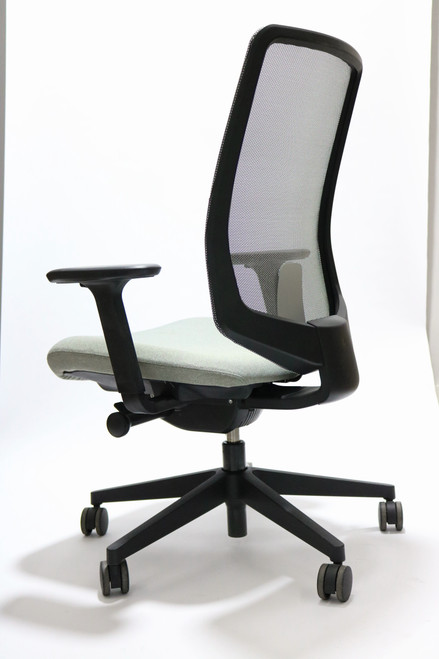 Herman Miller Verus Chair Fully Featured Model Brand New