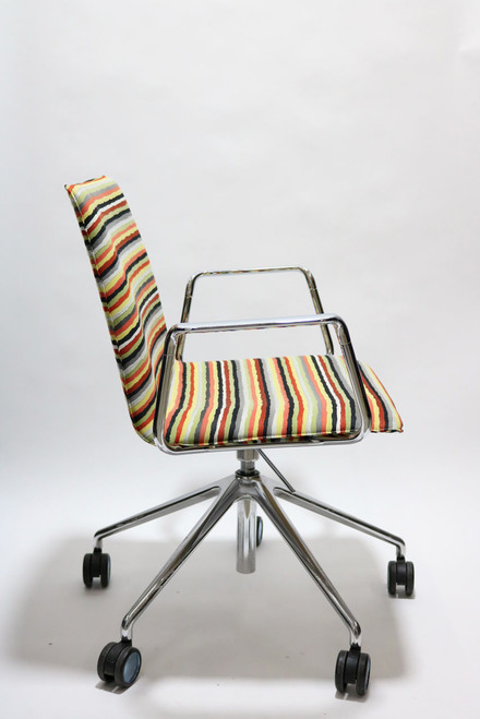 Andreu World Flex Corporate  SO1660 Chairs Collection by Piergiorgio Cazzaniga Line Colors Fabric 