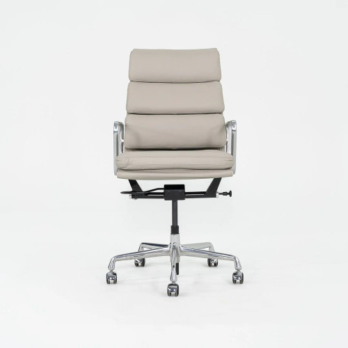 Herman Miller Eames Soft Pad Executive Desk Chair with Pneumatic Base 2 In Stock