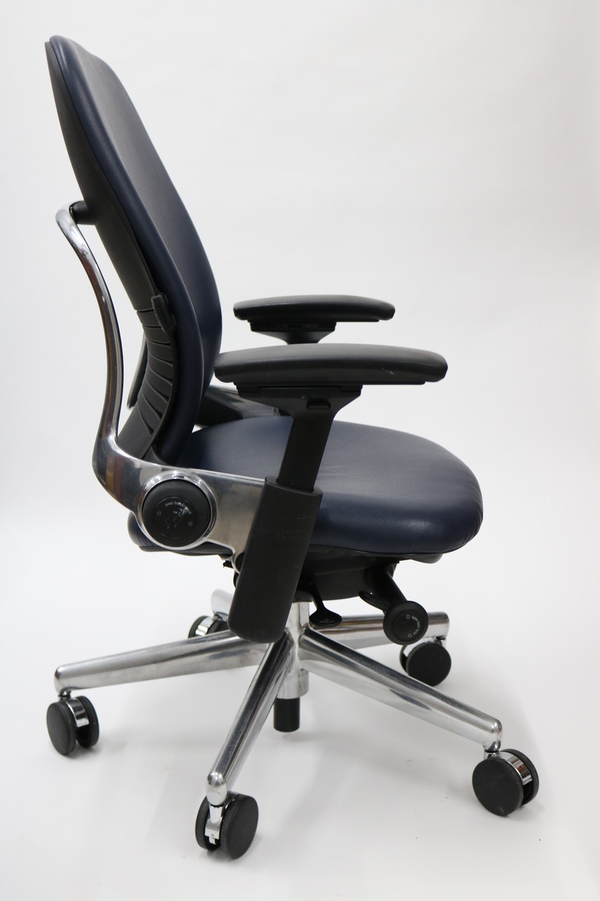 Steelcase Leap Chair V2 Leather - Polished Aluminum