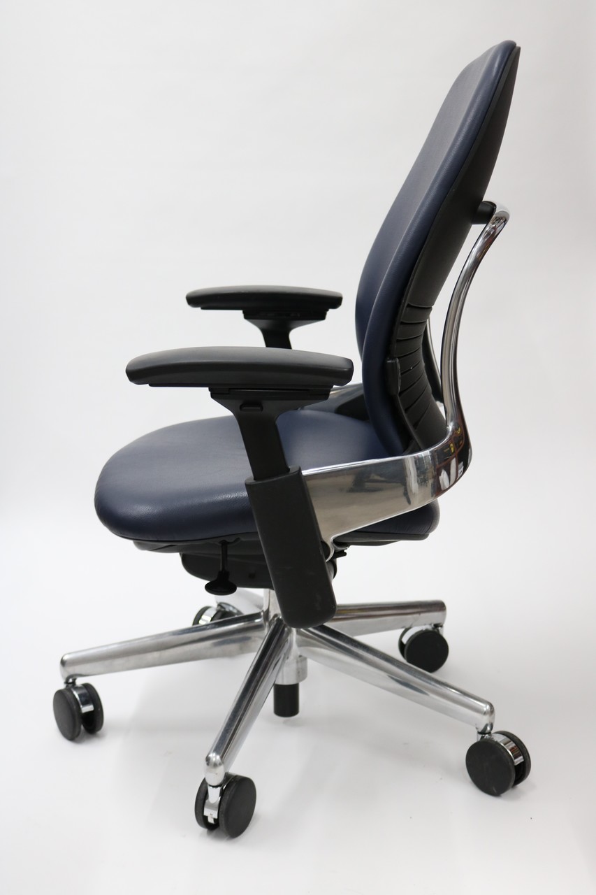 Steelcase Leap Chair V2 Leather - Polished Aluminum