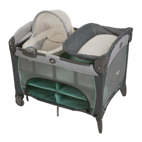 Grac Pack N Play with Newborn Napperstation