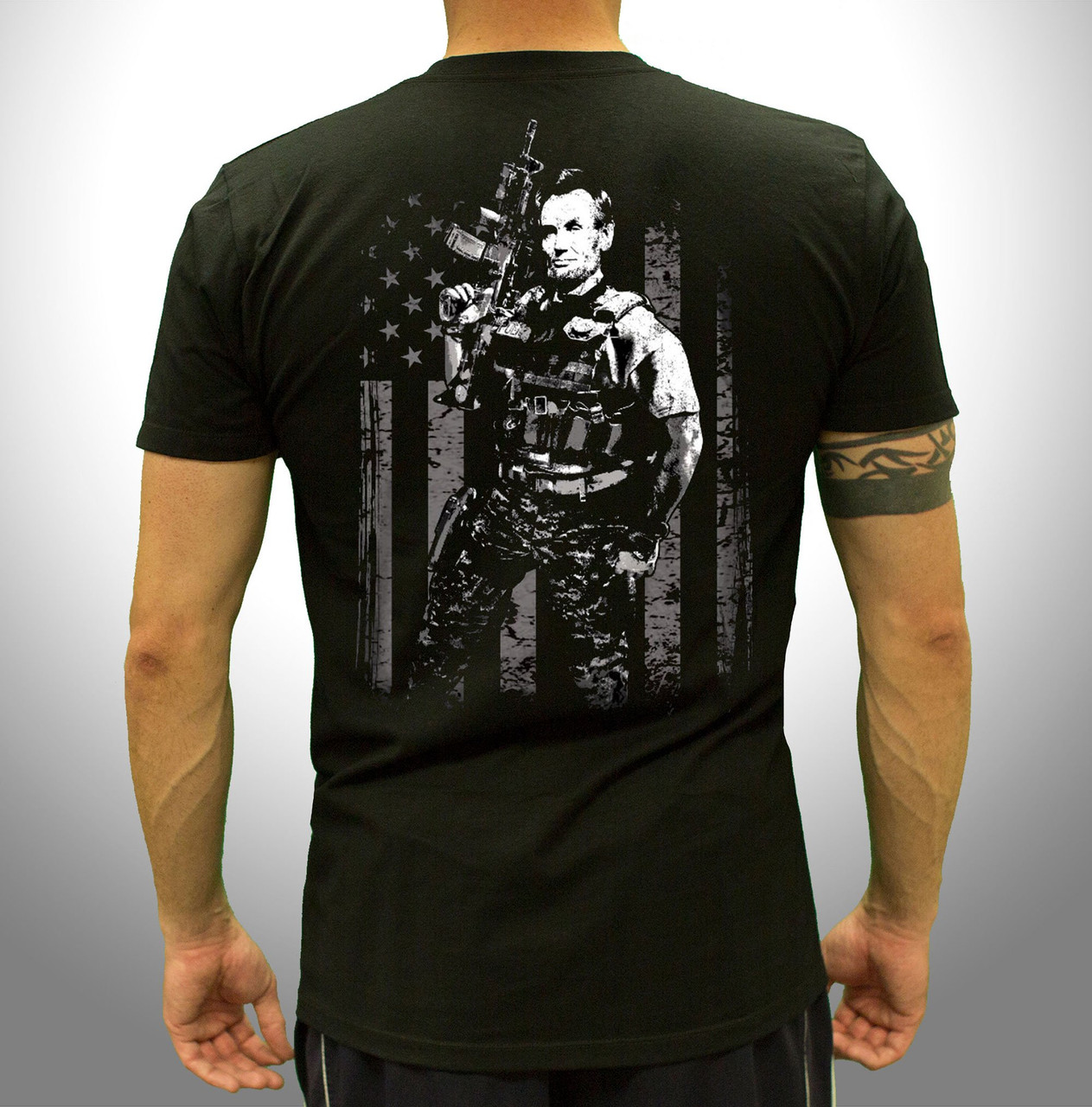 Impasse Wereldrecord Guinness Book ondersteboven Tactical Abe T-Shirt | Men's T-Shirt - Ray Allen Manufacturing