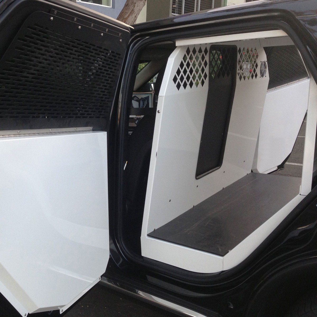 dodge durango pet barrier