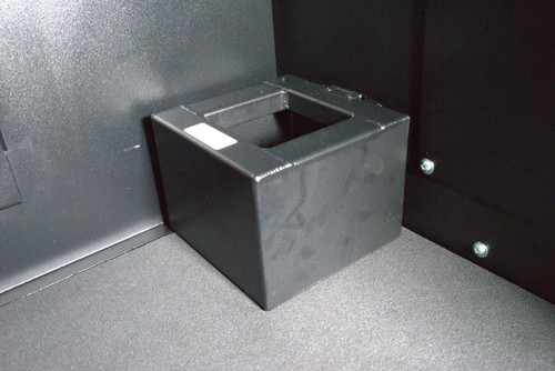 American Aluminum E/Z Spill Proof Water Dish lifestyle AA-K9-99-034