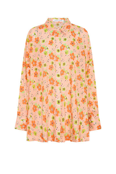 Eliza Oversized Shirt in Peach