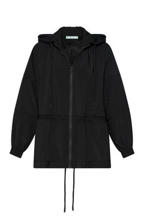 Windbreaker in Black