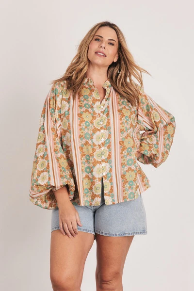 Mabel Pirate Blouse in Coral