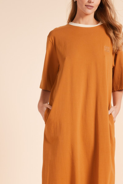Boxy Column T Dress in Tobacco