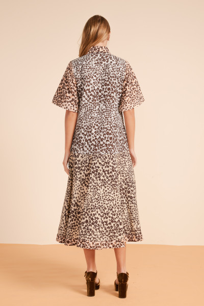 LEOPARD SPLICED DROP WAIST SHIRT DRESS IN LEOPARD