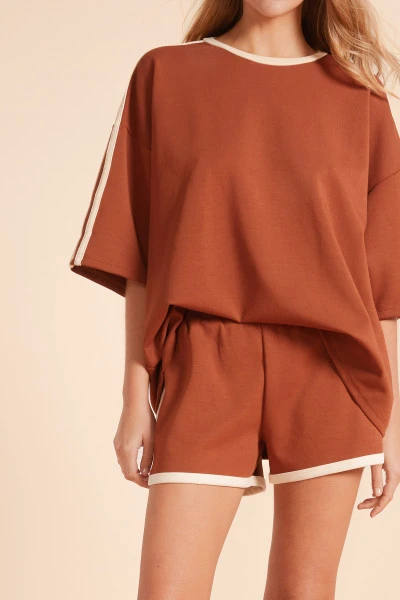 Mini Gym Shorts in Rust
