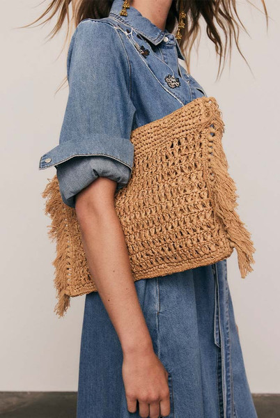 Raffia Fringed Clutch Bag in Straw