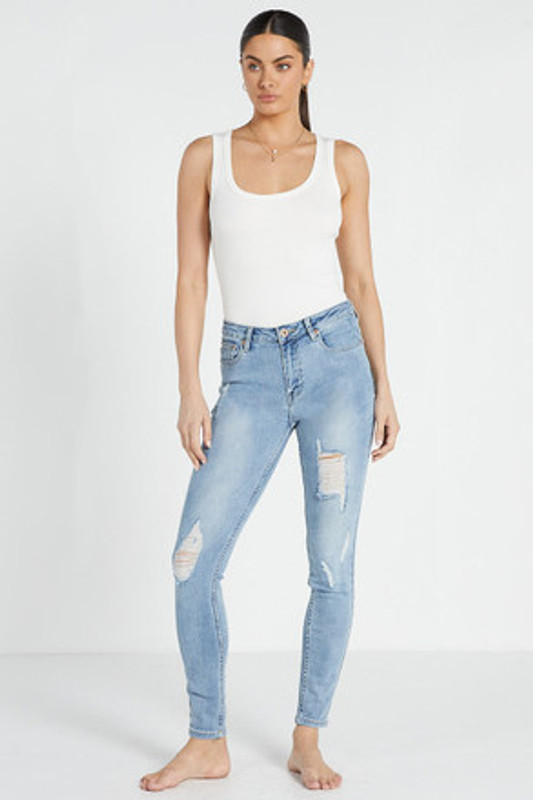 Distressed Skinny Jean in Light Blue