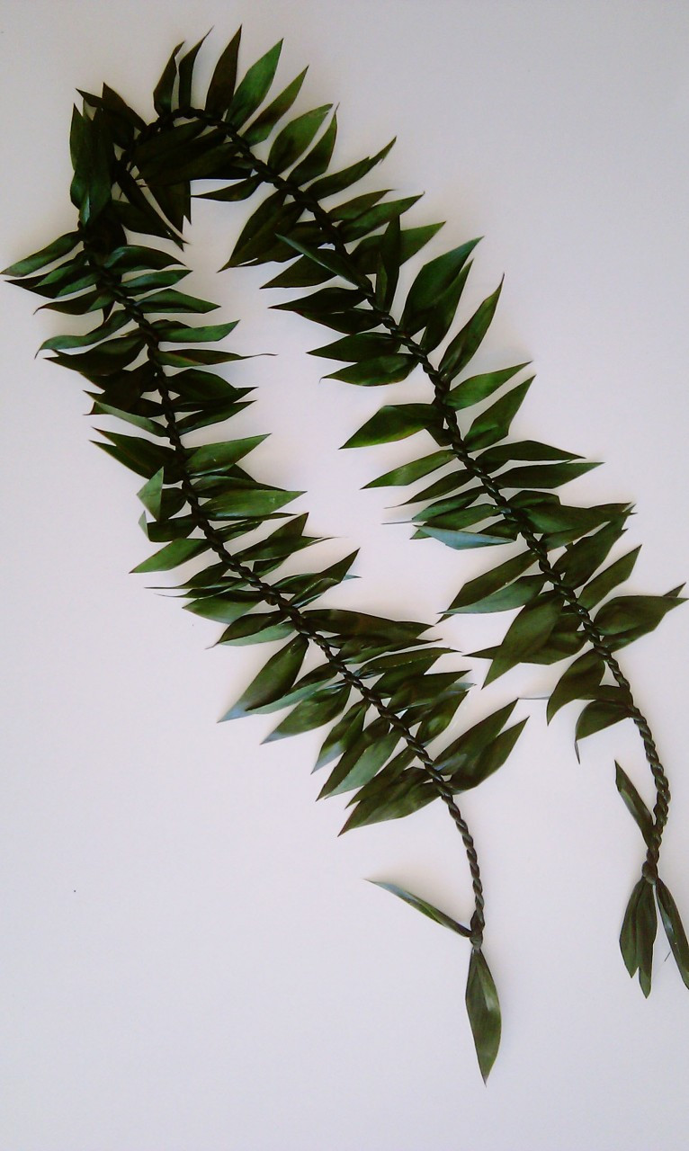 ti leaf lei stencil
