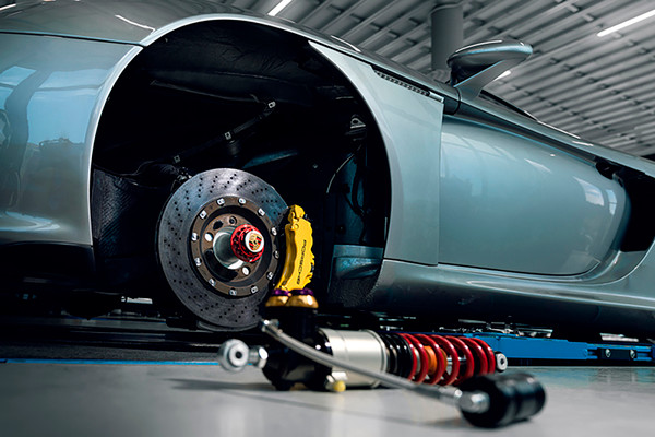 KW 04-05 Porsche Carrera GT Special Edition HLS4 V5 Coilover Kit w/ Red & Blue Springs - 3097140A Photo - Primary