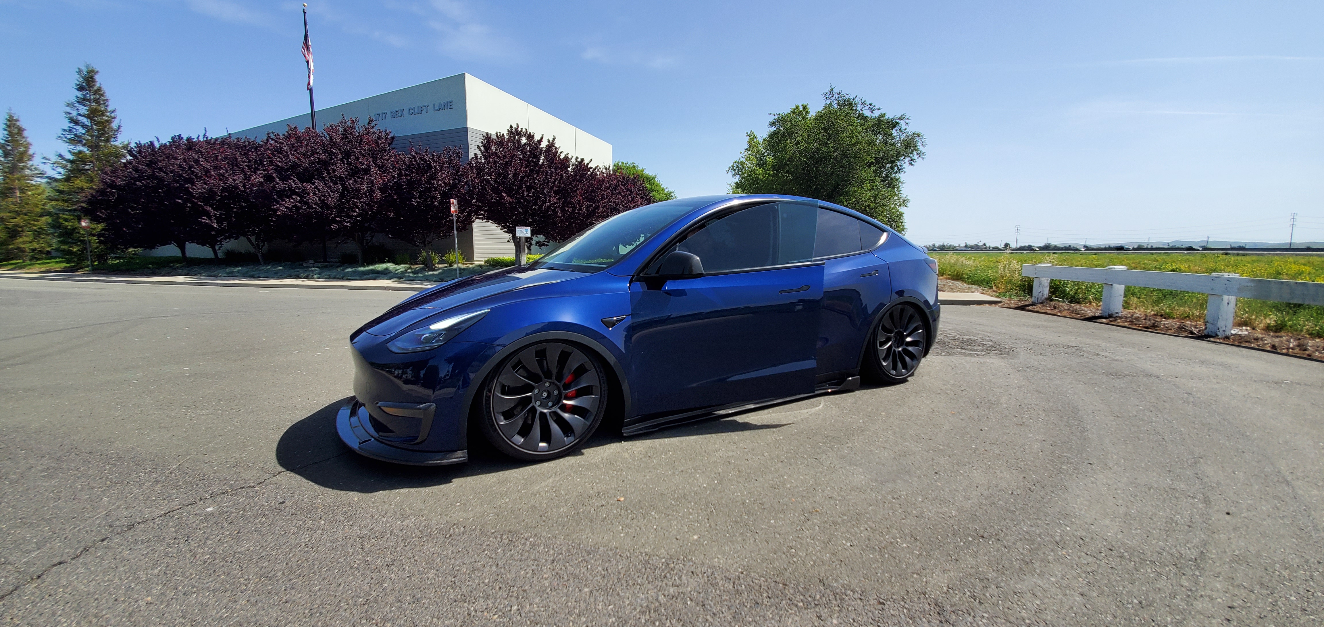 Tesla Air Lift Performance