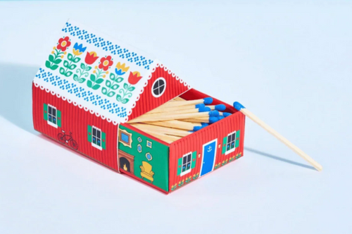 Tiny Living Matchbox Cottage