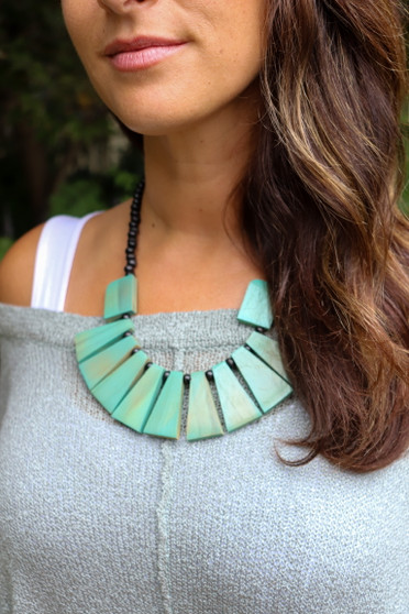 Boho collar wood necklace