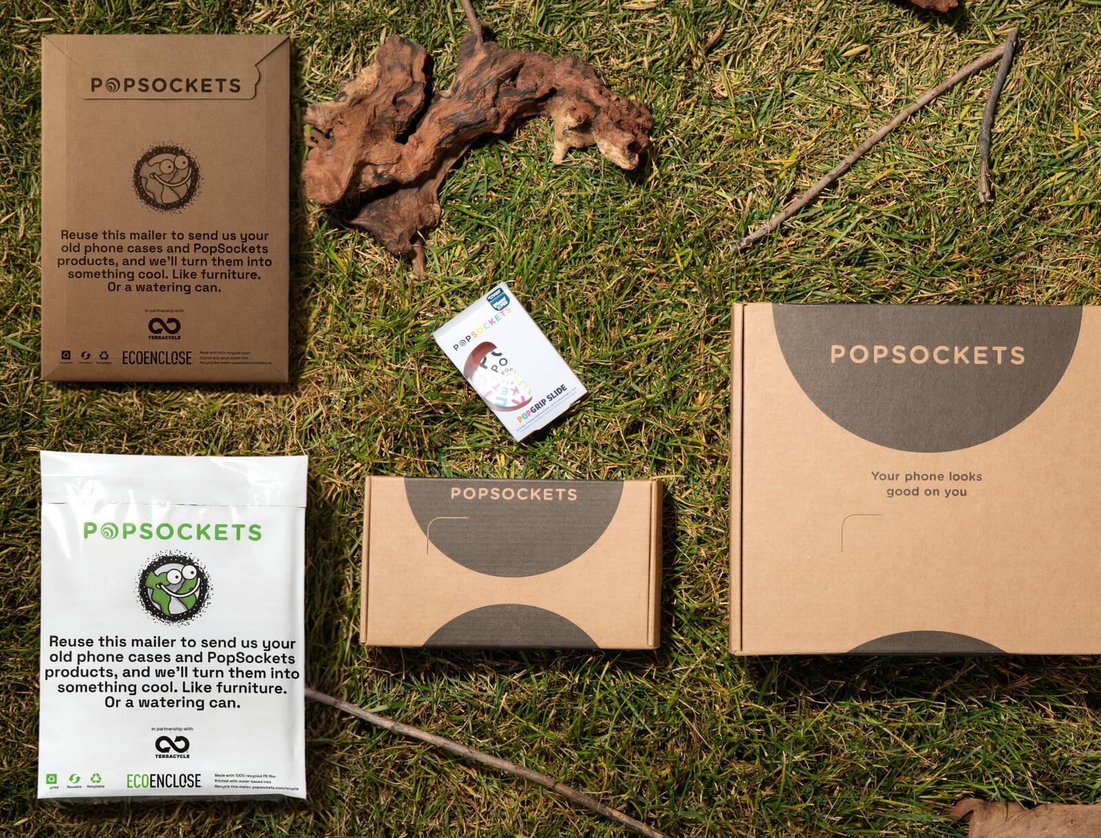 Recycled mailers and custom shipping boxes designed for Popsockets