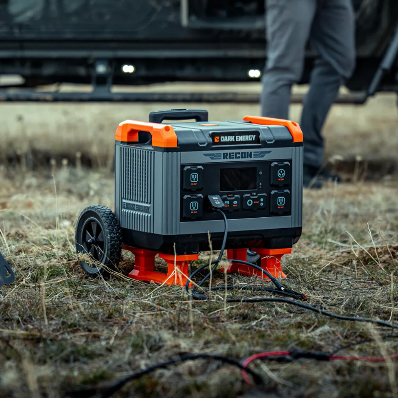 solar generator ecoflow EcoFlow DELTA Pro + 220W Portable Solar Panel Solar Generator Kits main image 0