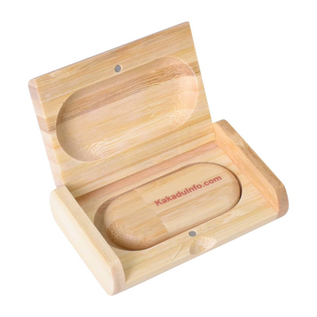 A wooden magnetic case in a light bamboo finish, featuring an inside compartment and a logo.