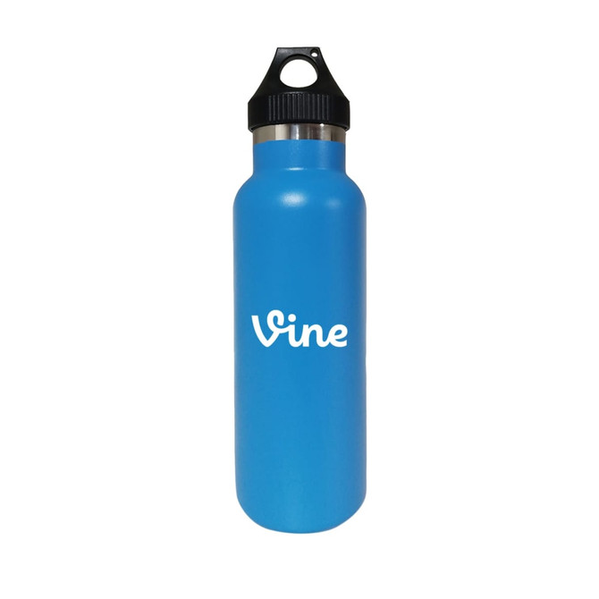 A drink bottle with a light blue exterior, double wall vacuum insulation, and a black PP lid, featuring a logo.