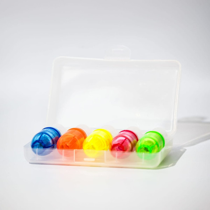 A clear case containing six highlighters in blue, orange, yellow, pink, red, and green.